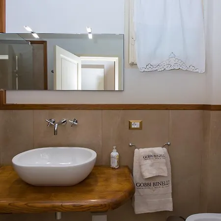 Gobbi Benelli Bed & Breakfast Corsanico-Bargecchia